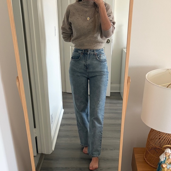 motel Denim - Motel Rocks High-Rise Straight Leg Jeans - Light Blue Wash